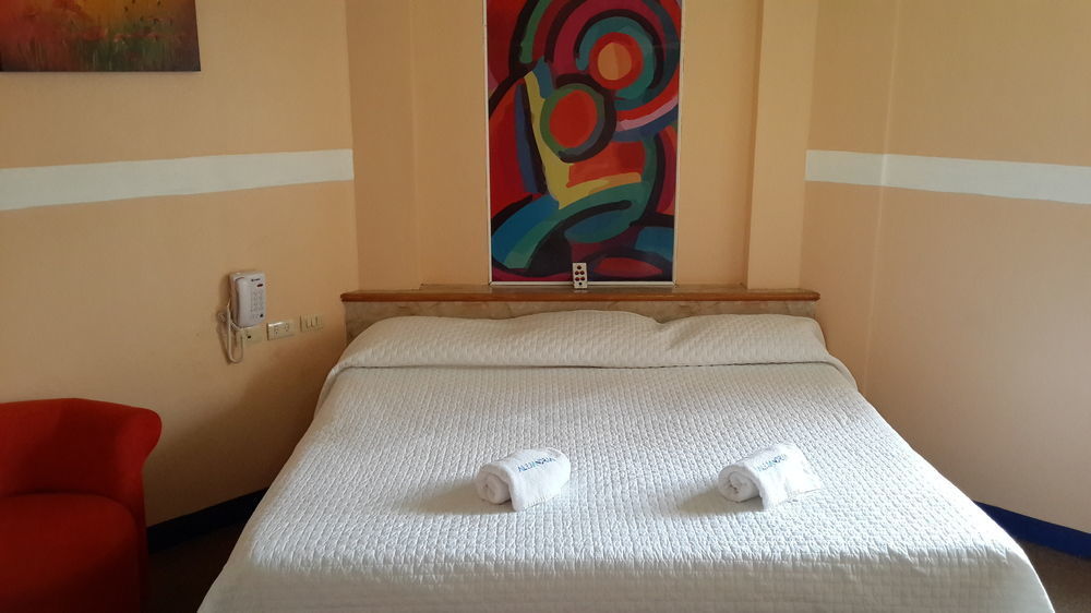 Express Alejandría Hotel 2*